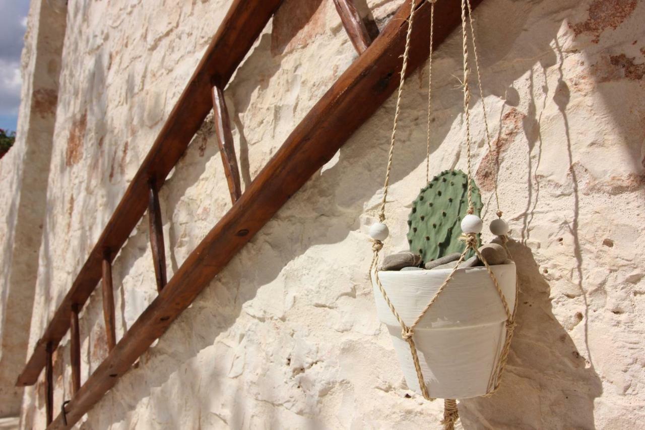 Trullo Rinaldi - Private Pool And Sauna Кастеллана-Гротте Экстерьер фото
